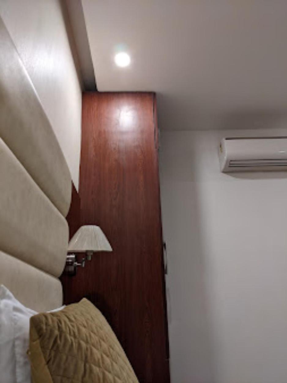 Hotel Punjab , סהרנפור מראה חיצוני תמונה